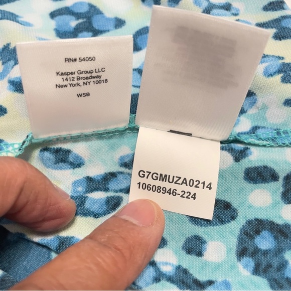 KASPER Lightweight Stretch Animal Print Tank Top Size M - Picture 7 of 9